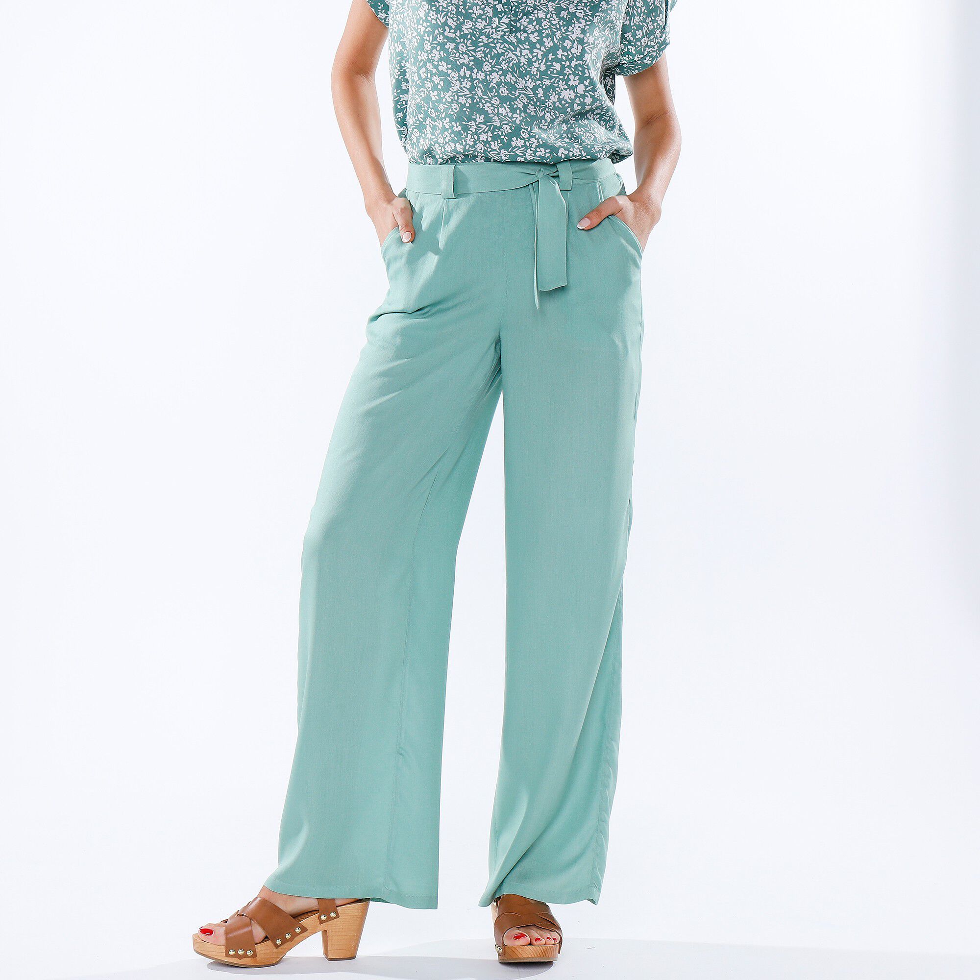 Pantalon large ceinturé uni