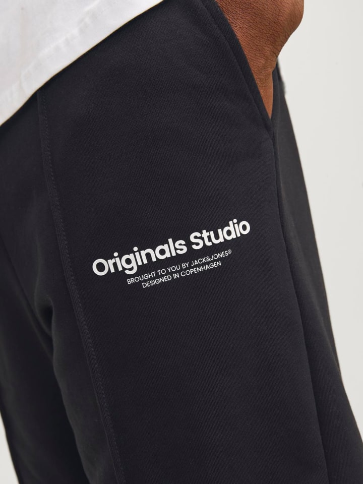 Jack & Jones Lässige Locker geschnittene Joggershorts - Elastischer Bund in Schwarz günstig kaufen
