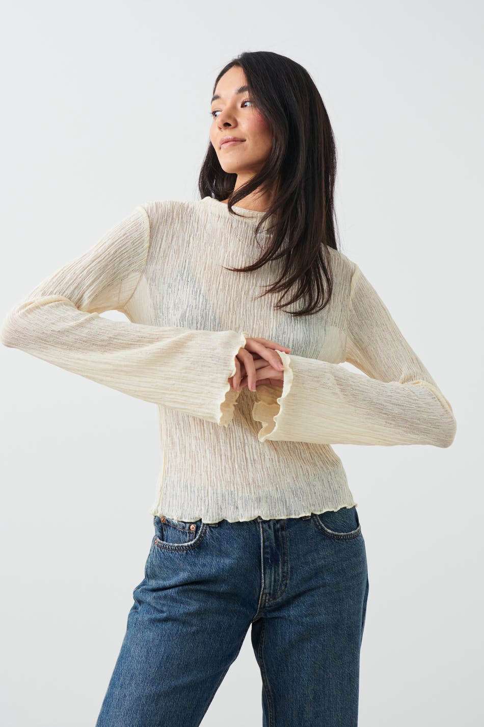 Plissé flare sleeve top