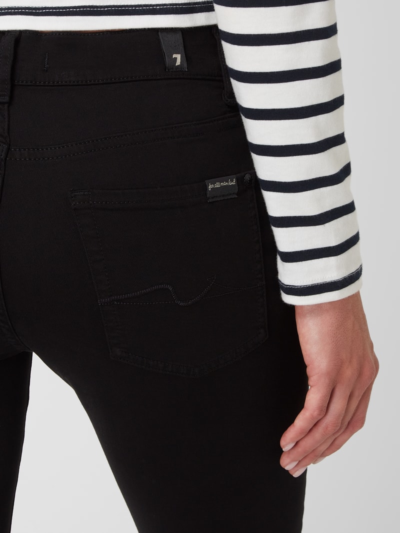 Bootcut Jeans mit Lyocell-Anteil in schwarz