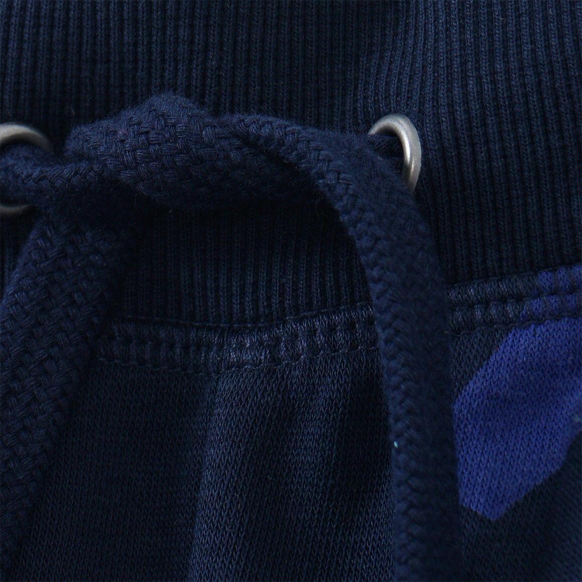 Jungen Jogginghose mit bunten Motiven
