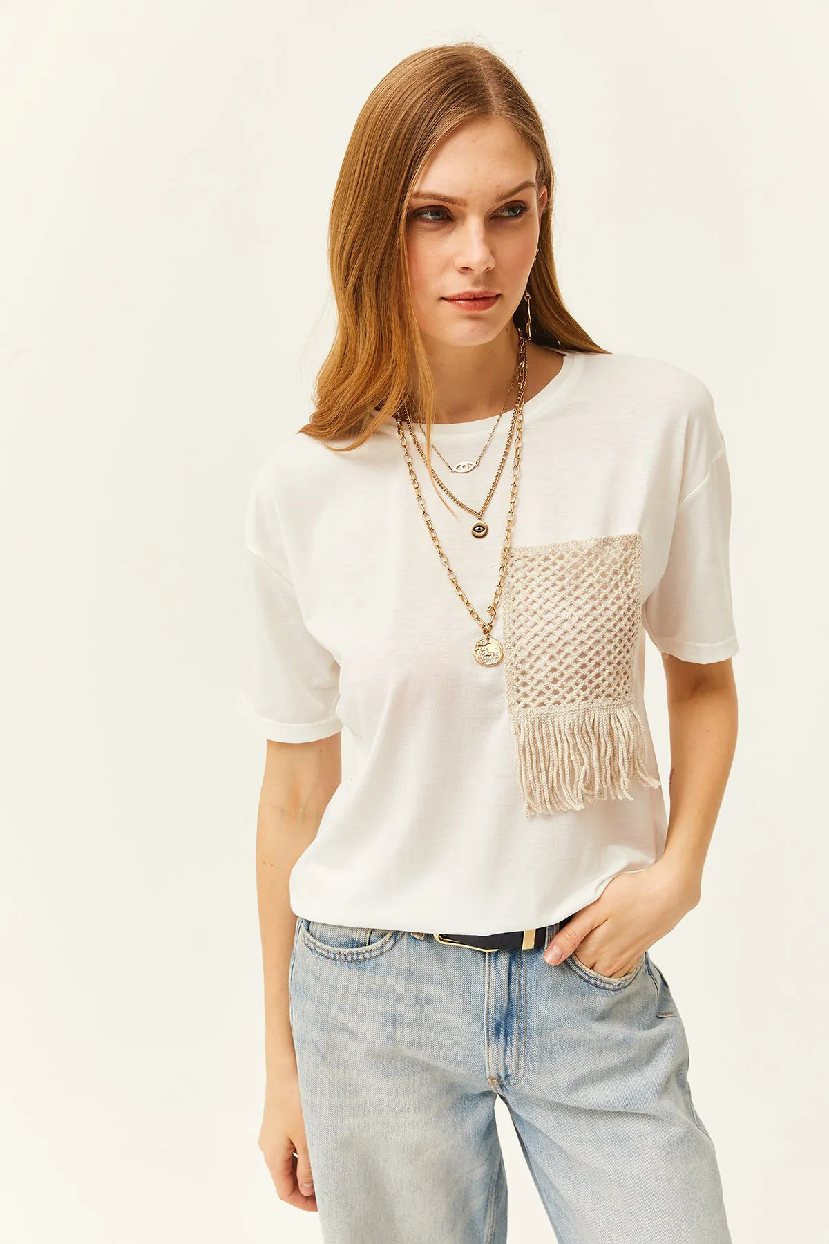 Olalook  Ecrufarbenes Garniert-T-Shirt für Damen TSH-19000768