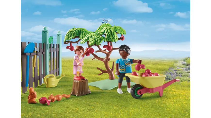 PLAYMOBIL 71510 - my Life - Kleine Hühnerfarm im Tiny Haus Garten