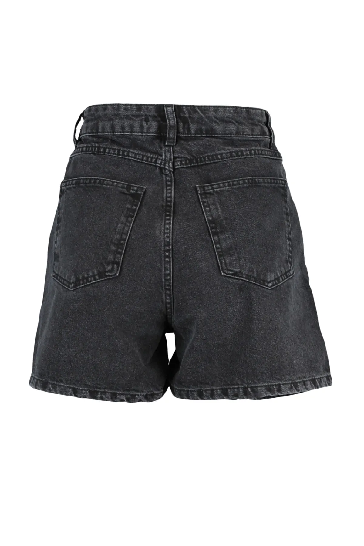 Trendyol Collection  Schwarze, nachhaltigere Denim-Shorts mit Falten TWOSS20SR0129