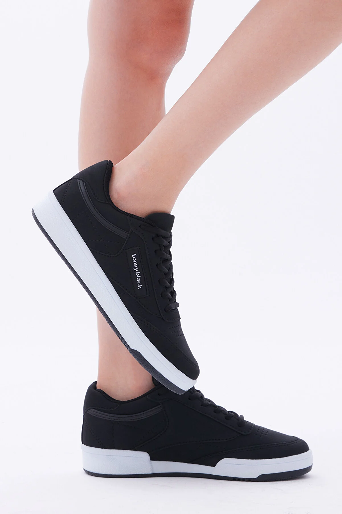 Tonny Black  Schwarze Unisex-Sportschuhe Tb107