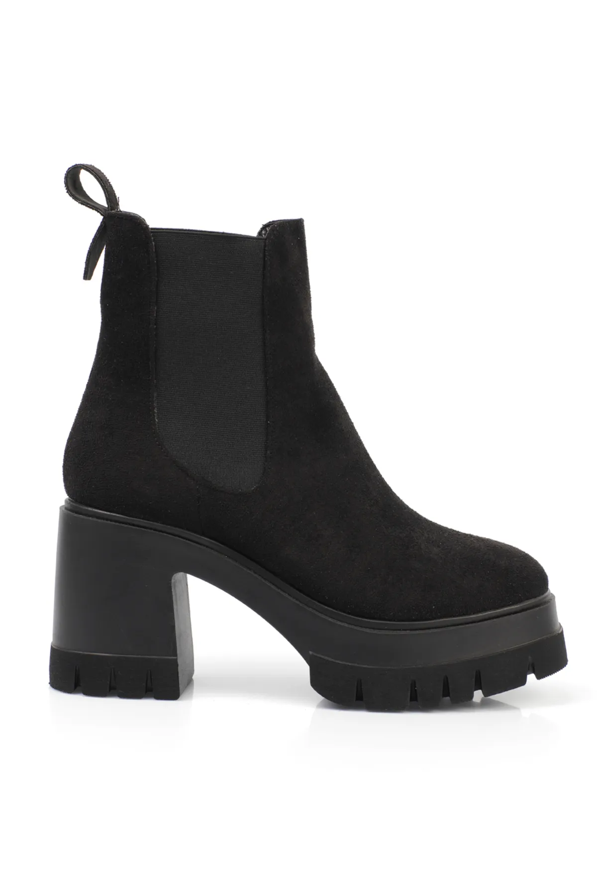 Capone Outfitters  Damenstiefel mit runder Spitze, seitlichem Gummizug und mittelhohem Absatz