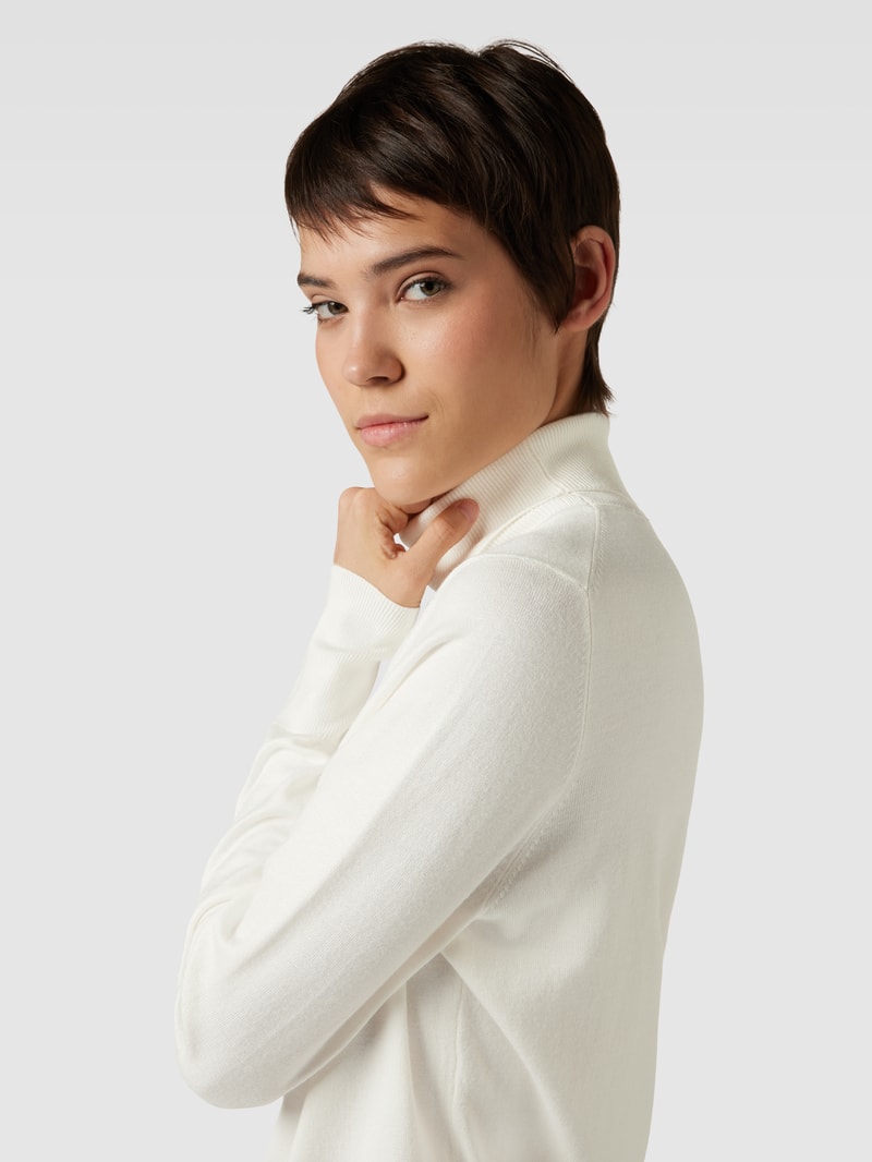 Longsleeve mit Rollkragen in offwhite