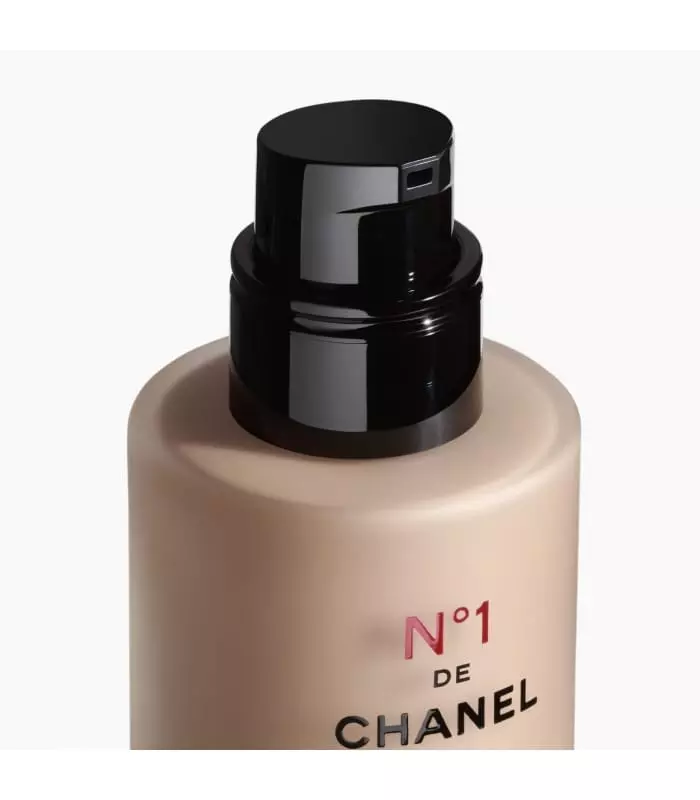 N°1 DE CHANEL FOND DE TEINT REVITALISANT Illumine - Hydrate - Protège 30ml