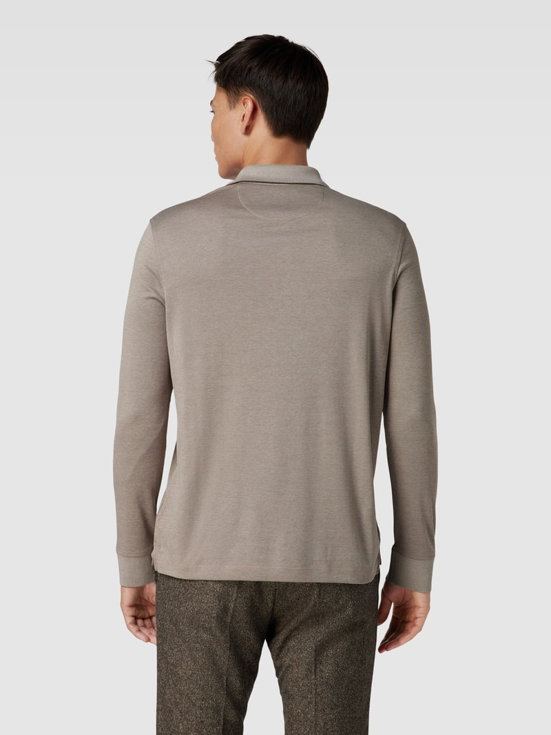 Poloshirt mit Brusttasche in beige