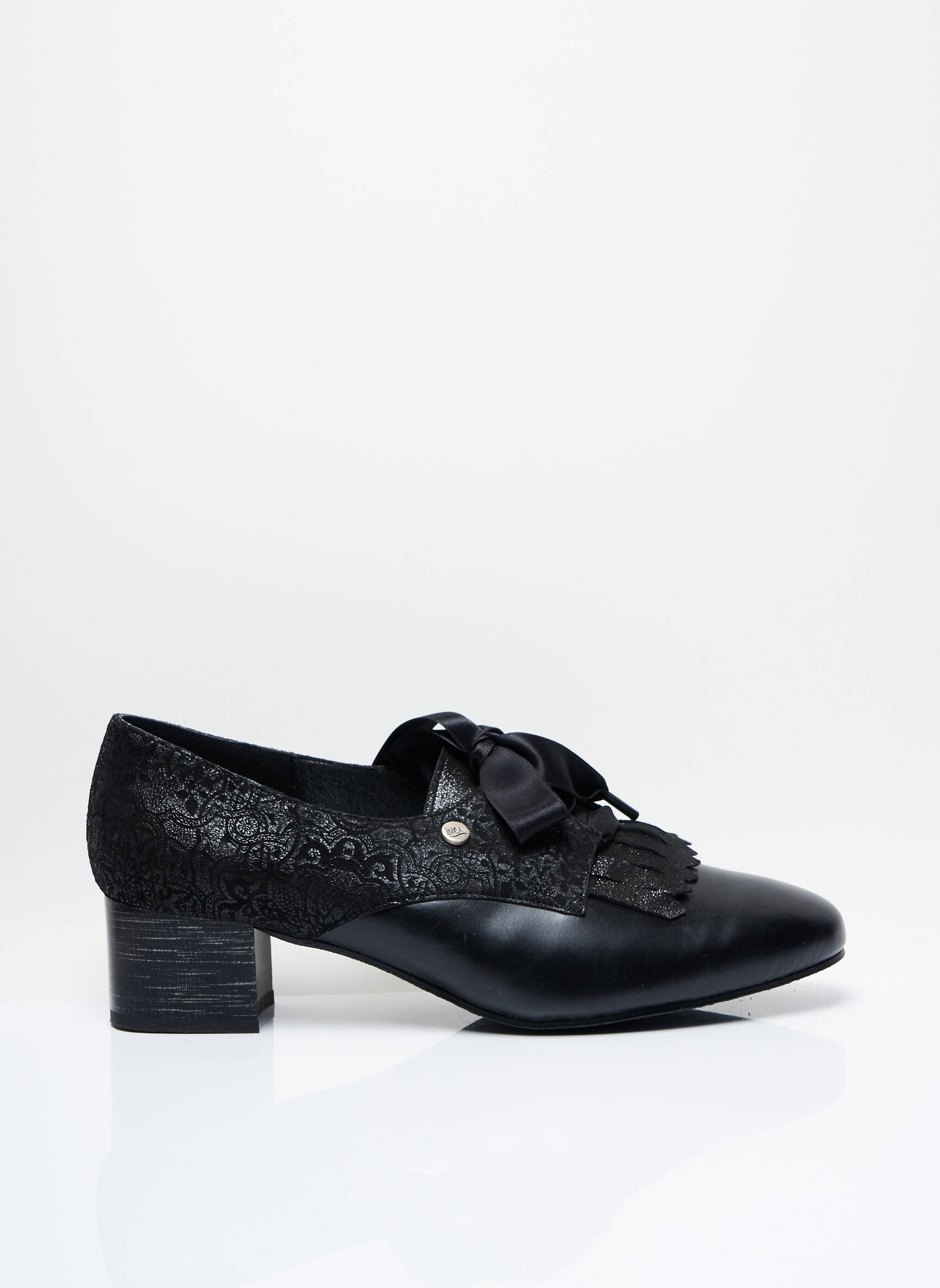 Inea Derby Femme couleur noir