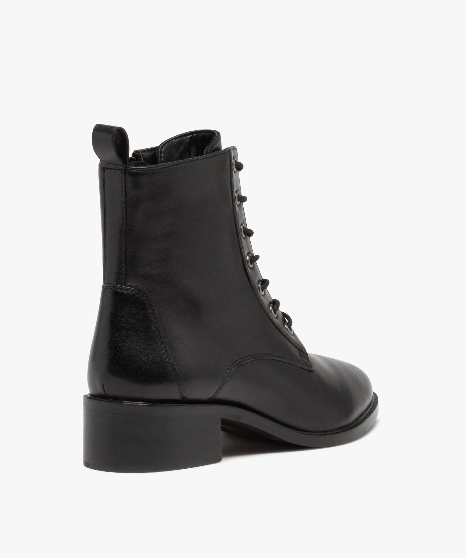 Bottines femme en cuir uni et à lacets ronds - Taneo noir | GEMO