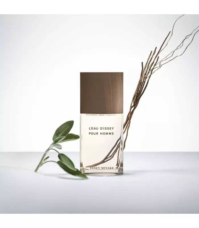 L'EAU D'ISSEY POUR HOMME VÉTIVER Eau De Toilette Intense Vaporisateur