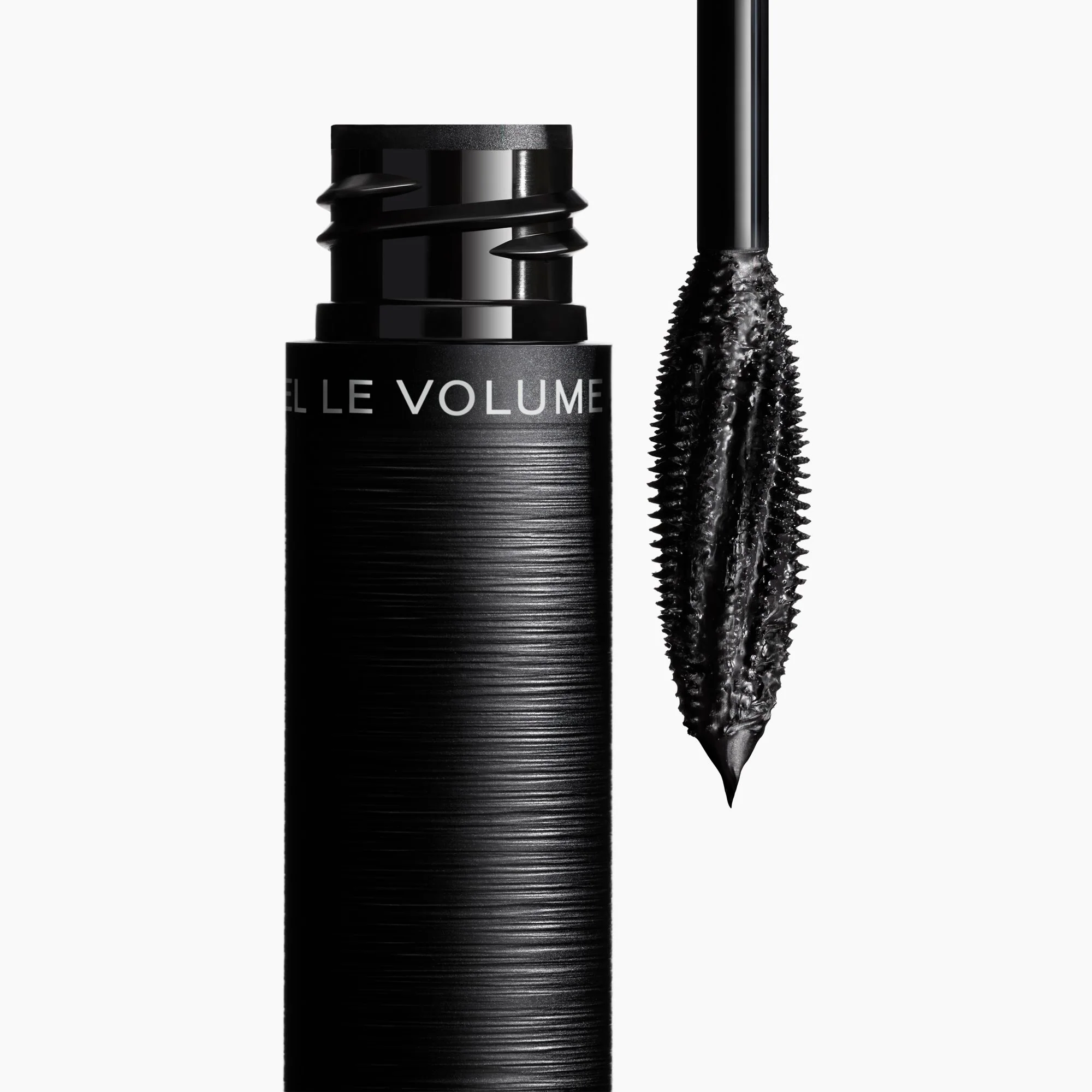 LE VOLUME STRETCH DE CHANEL - MASKARA ZA VOLUMEN - DULJINA - EFEKT PRODUŽENJA - ODVOJENE TREPAVICE