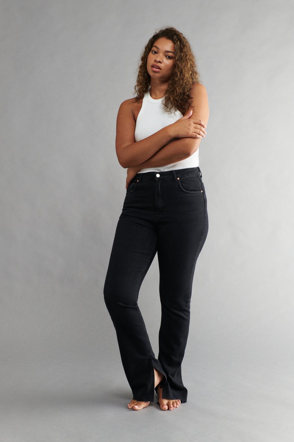 High waist slit jeans