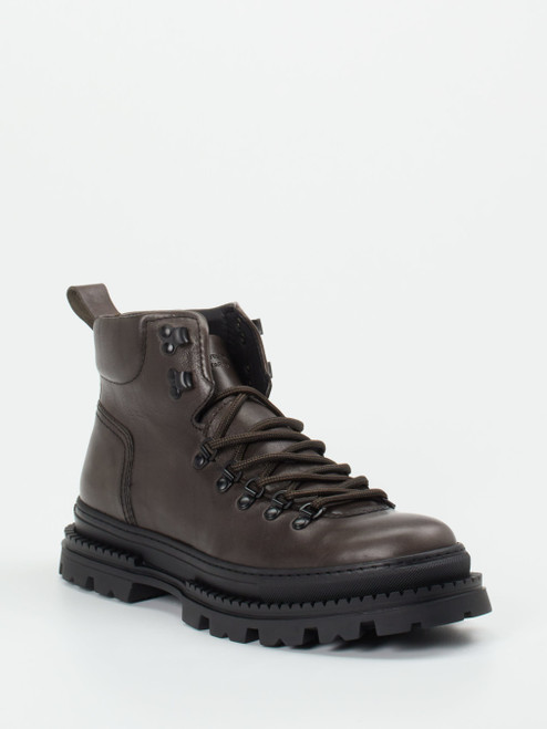 Boots-47012090693 Konstantin Starke