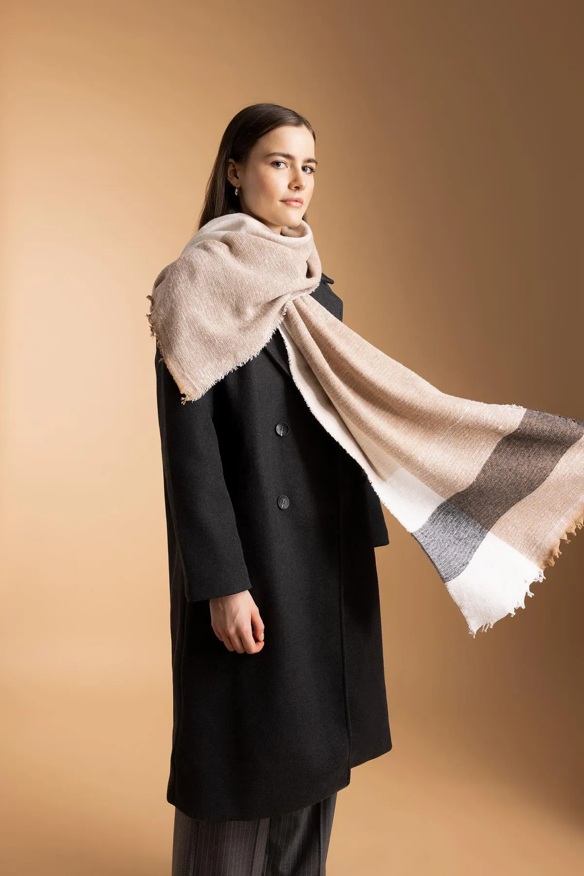 DeFacto  Strickschal für Damen