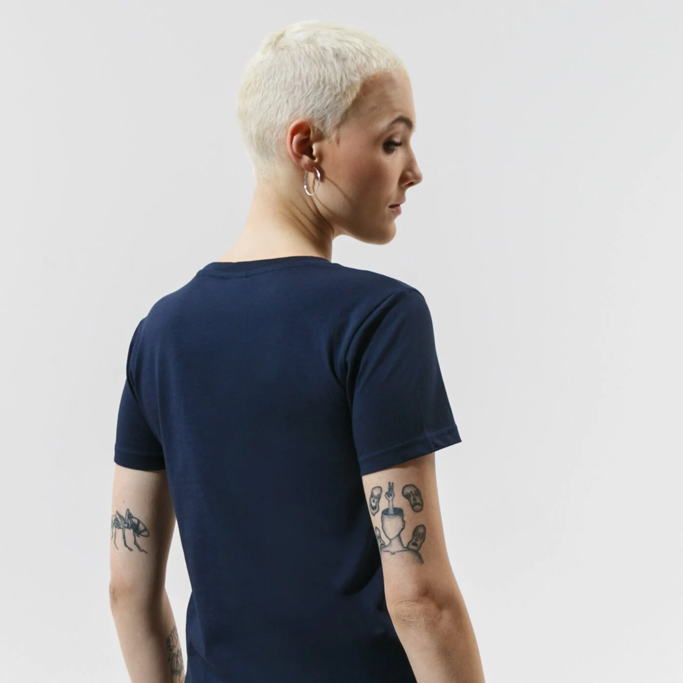 CHAMPION T-SHIRT CREWNECK T-SHIRT Dunkelblau