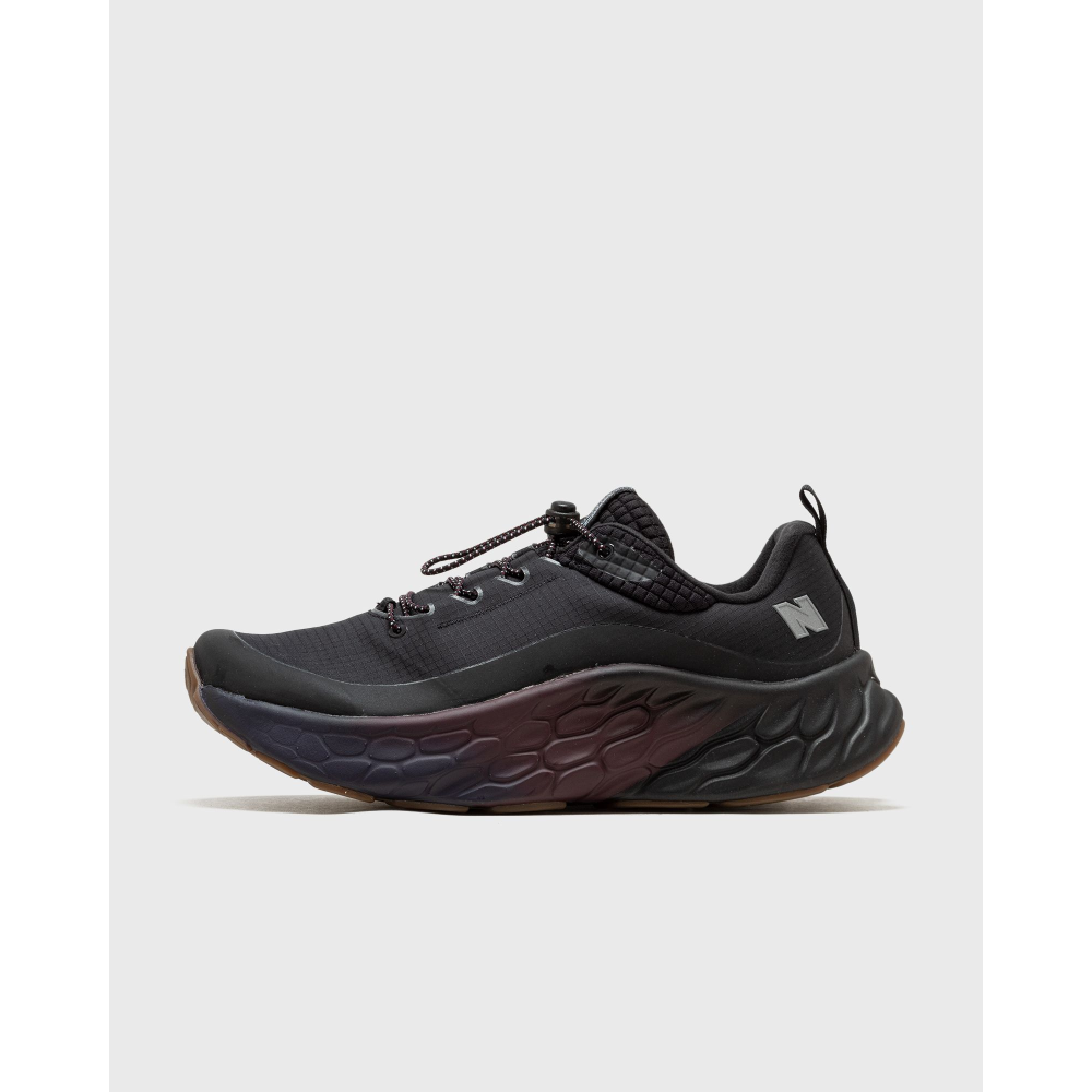 New Balance Fresh Foam X More v4 Permafrost MMORWBK / schwarz