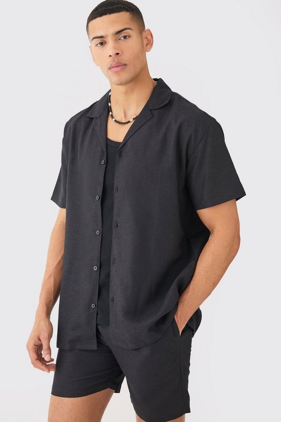Kurzärmliges Oversize Leinen-Hemd & Shorts