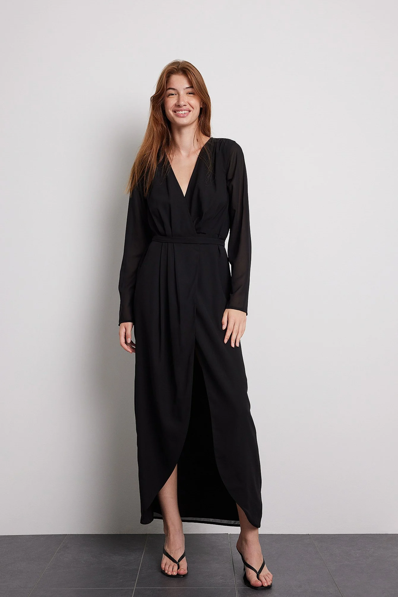 Maxikleid mit Overlap