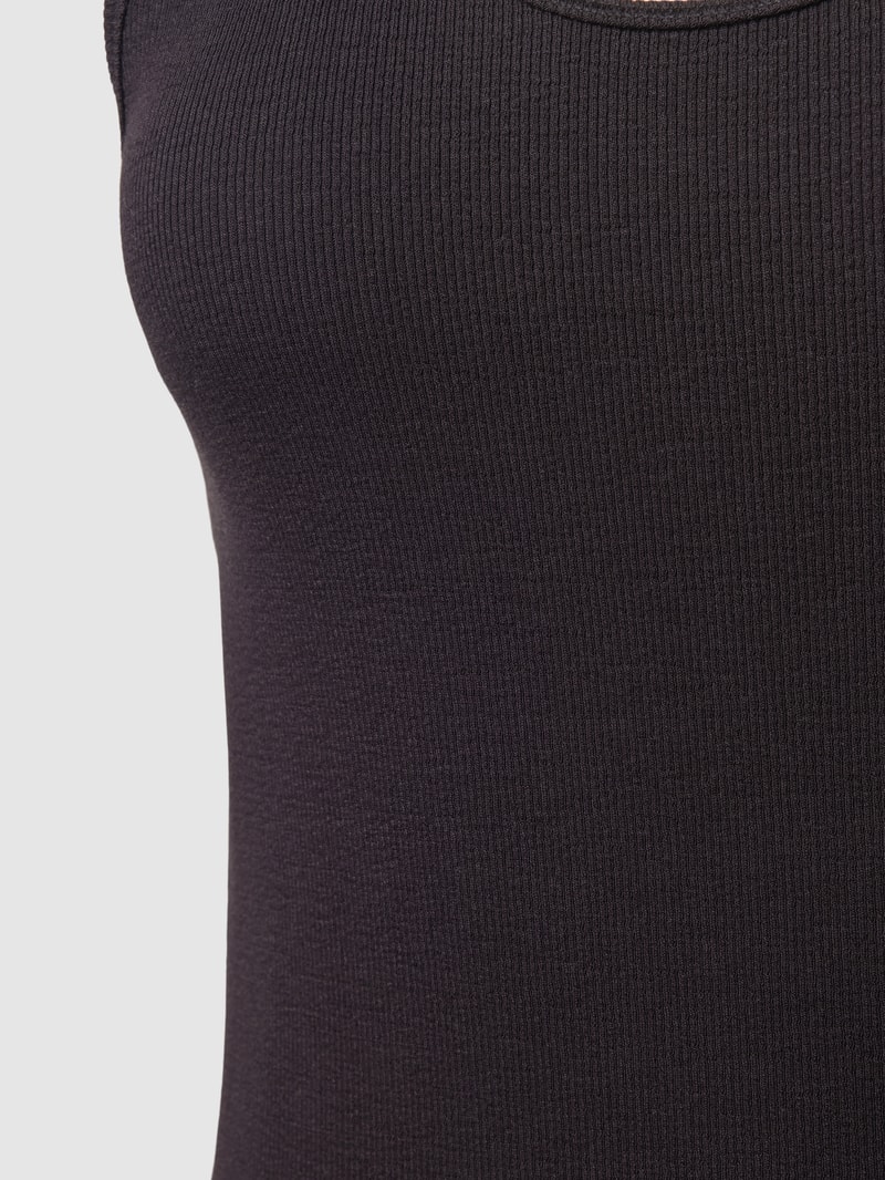 Tanktop mit U-Ausschnitt in schwarz