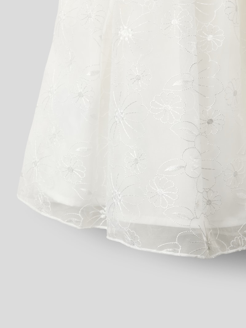 Kleid mit floralen Stickereien in ecru