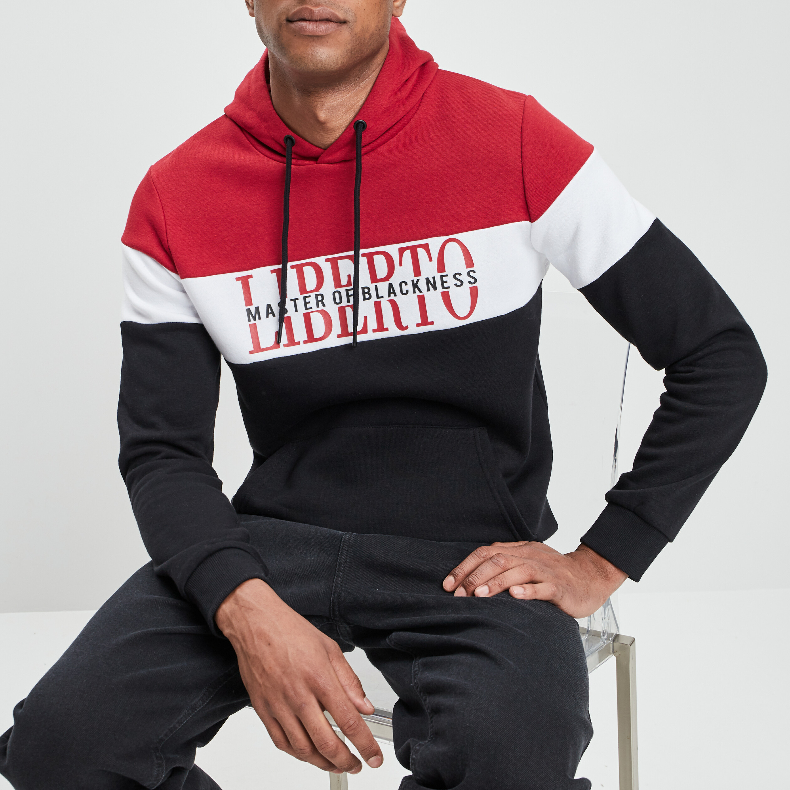 Sweat tricolor à capuche hoodie rouge foncé homme | La Halle