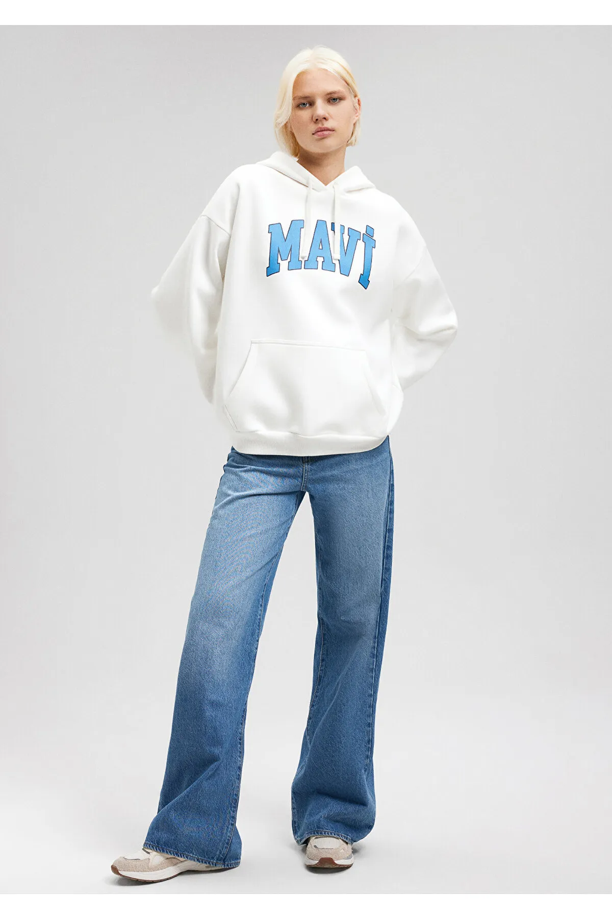 Mavi  Weißes Kapuzen-Sweatshirt mit Logo-Print 1600361-81964
