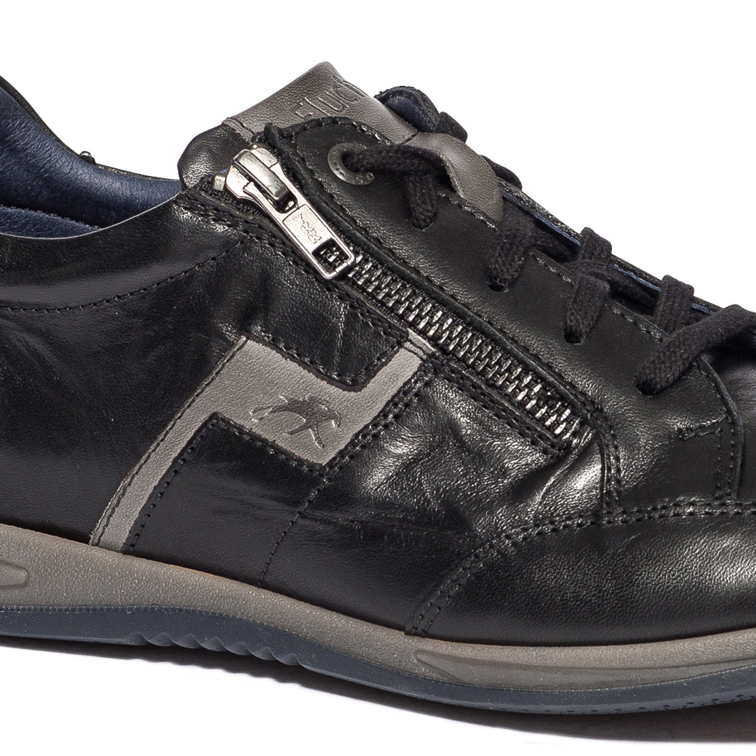 Tennis FLUCHOS noire en cuir