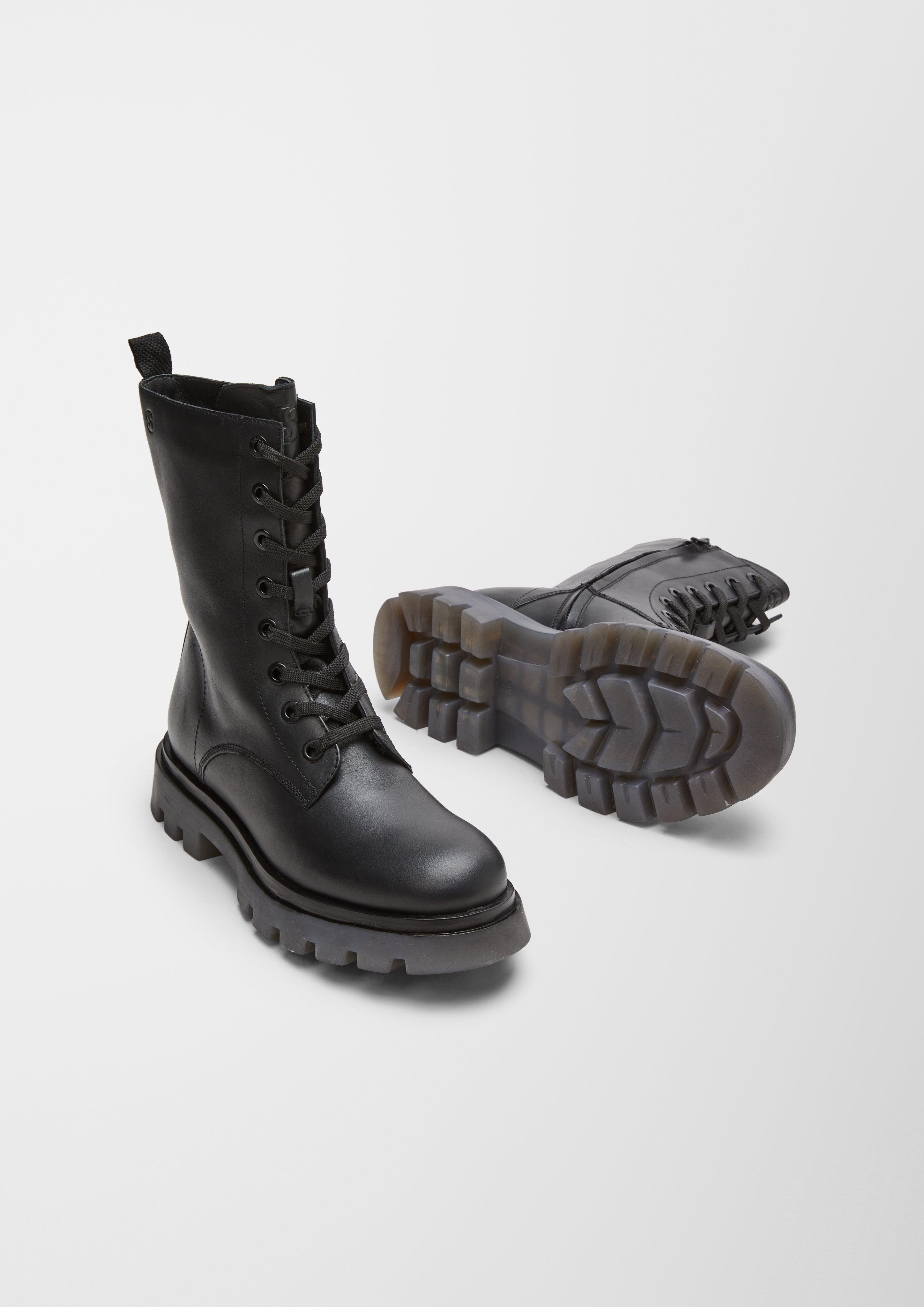 Gefütterte Stiefel aus Leder  6006601-001