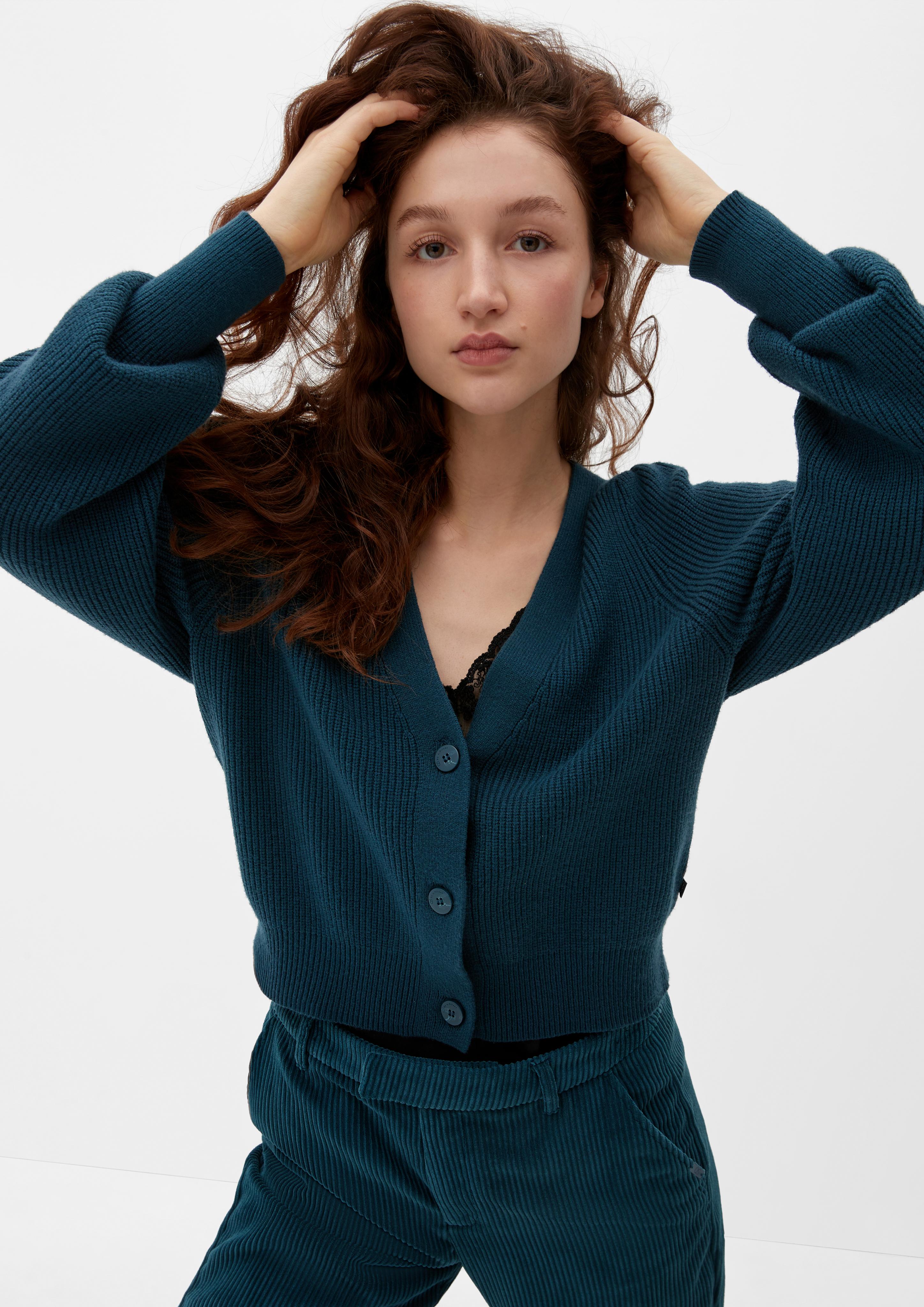 Strickjacke aus Viskosemix  2124662-6985