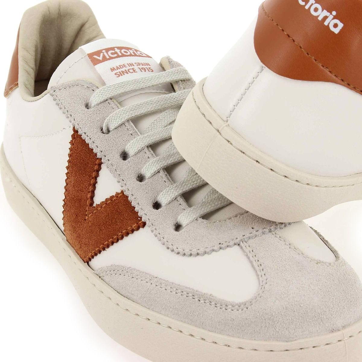 Victoria  1126184 - blanc orange