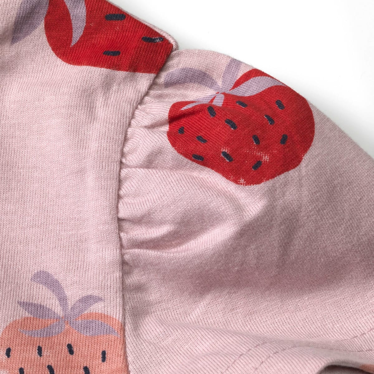 T-Shirt mit Erdbeeren-Muster, rosa, Gr. 116, 1 St
