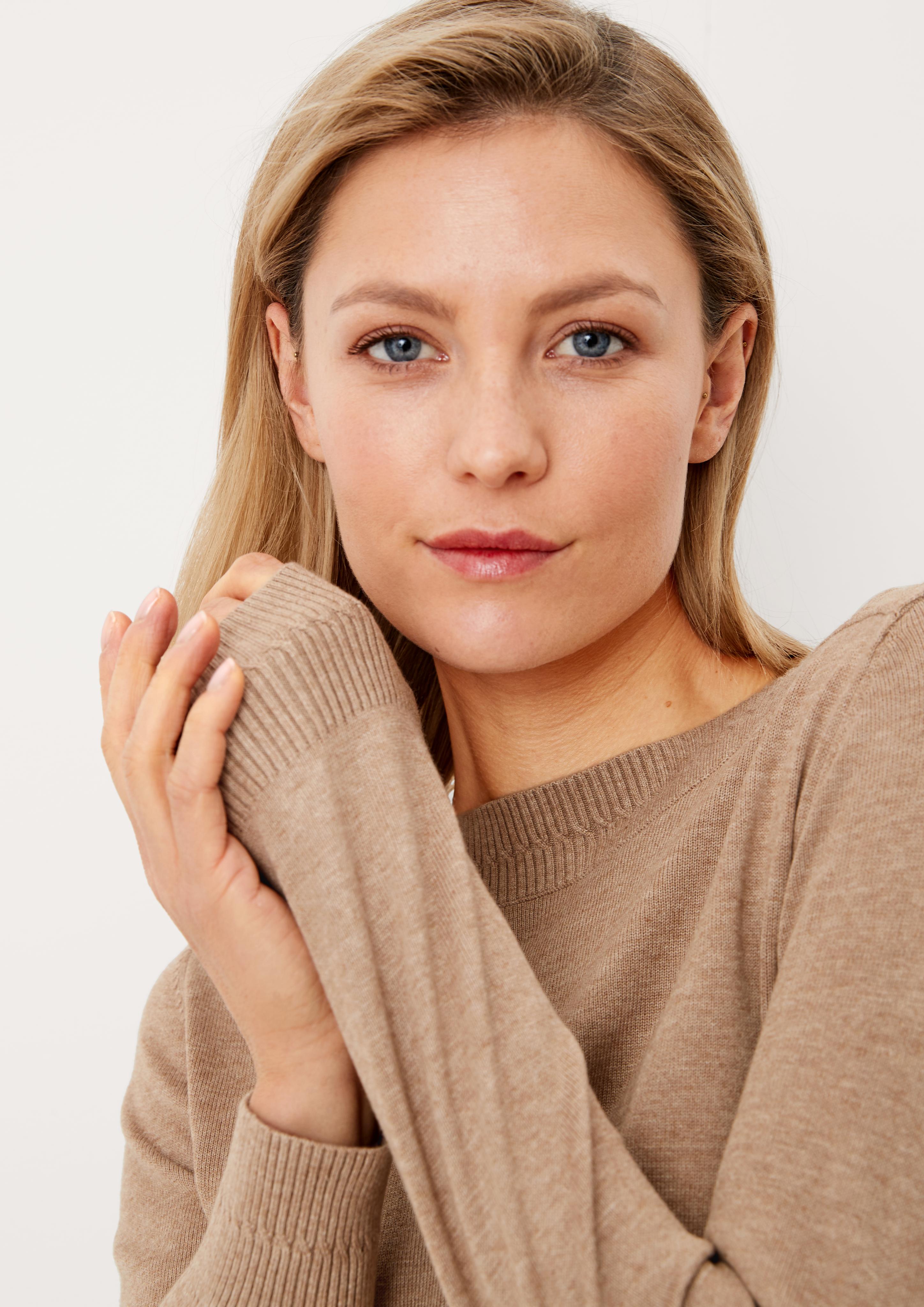 Pullover mit U-Boot-Ausschnitt  2112210-83W0