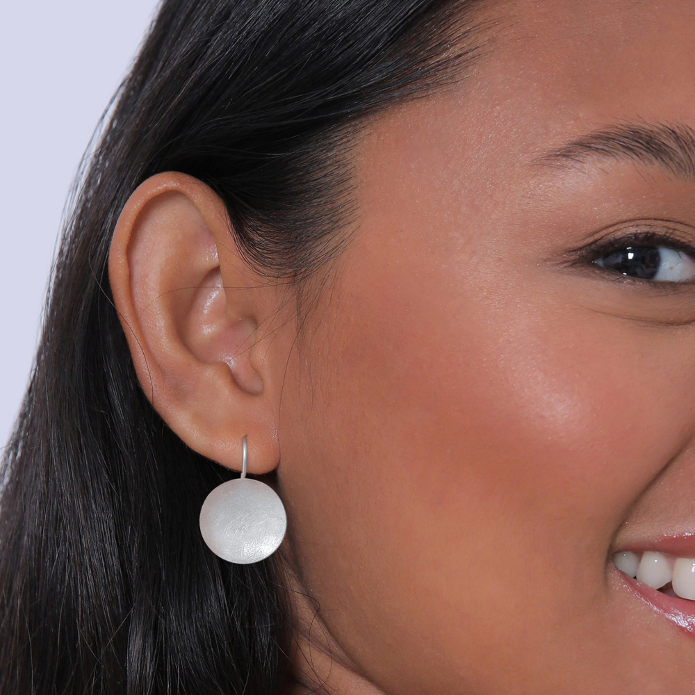 Nenalina Nenalina Boucles d'Oreilles Femmes pendentif d'oreilles rond géo mat en argent st Boucles d'oreilles