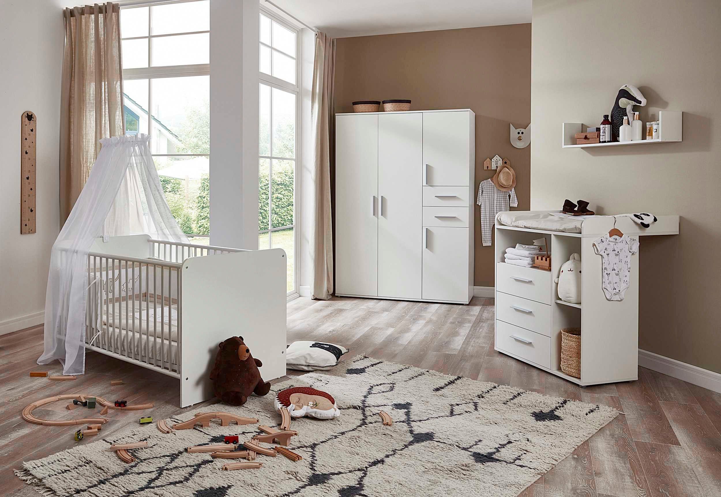 BMG Möbel Babyzimmer-Komplettset Lea, (Set, 4-St., Bett, Wickelkommode, Schrank, Wandboard), Bett + Wickelkommode + 4-trg. Schrank + Wandboard