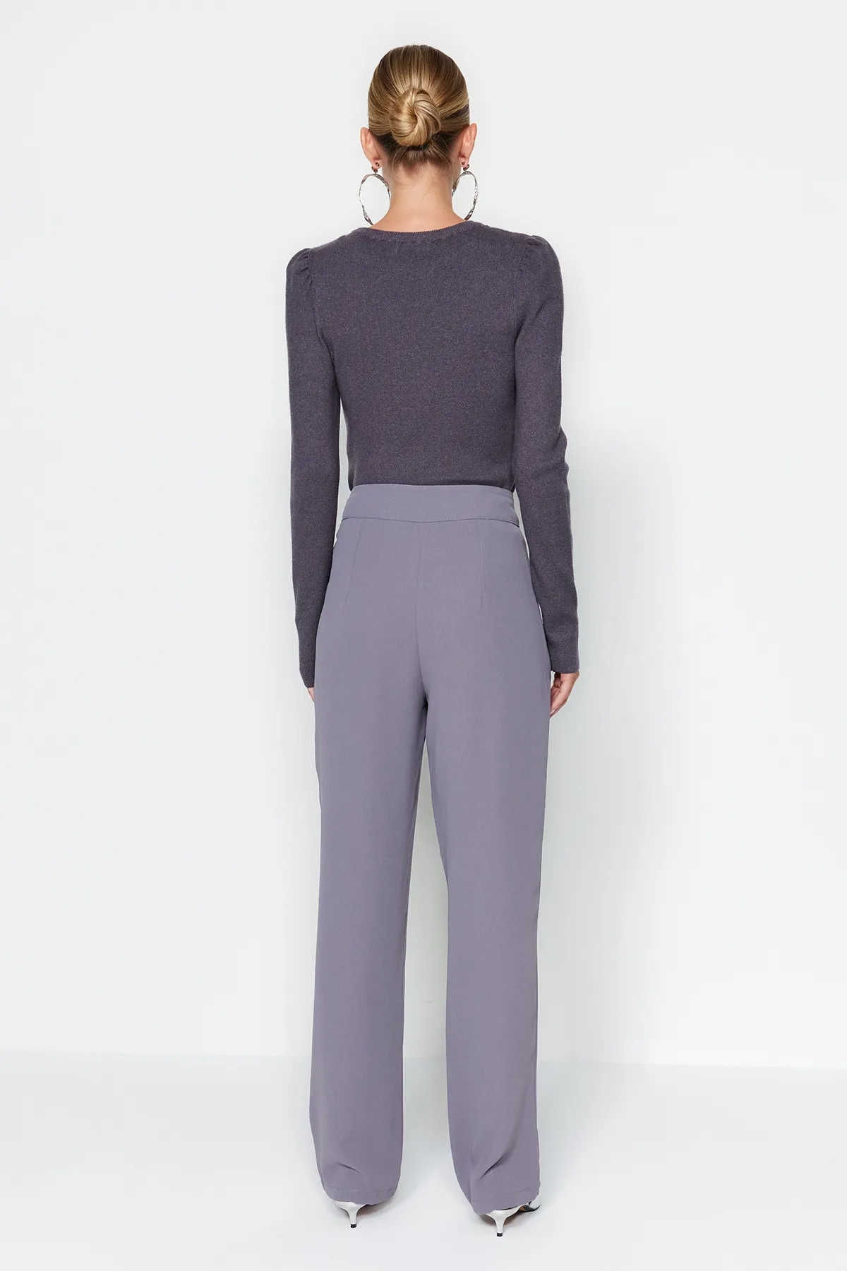 Trendyol Collection  Graue, plissierte Webhose mit weitem Bein TWOSS19WX0017