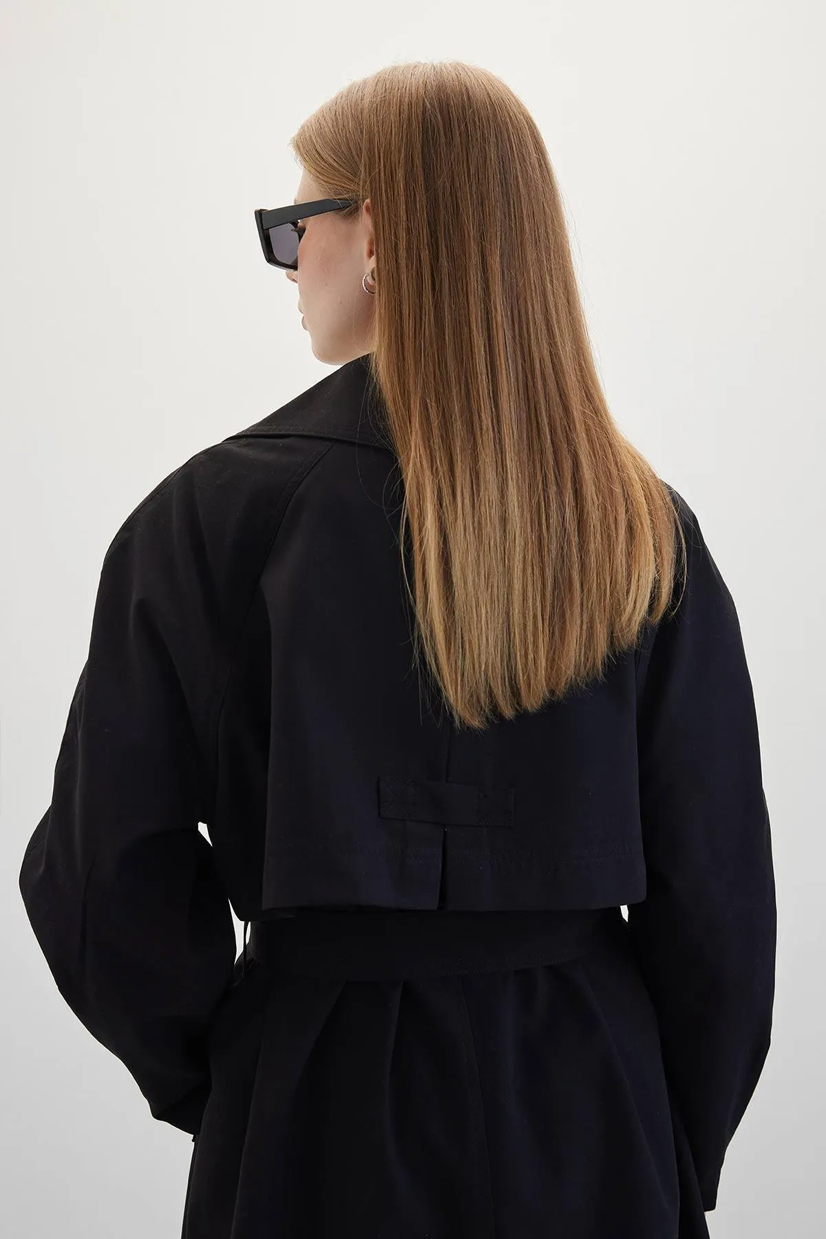 Manuka  Zweireihiger Trenchcoat in Schwarz