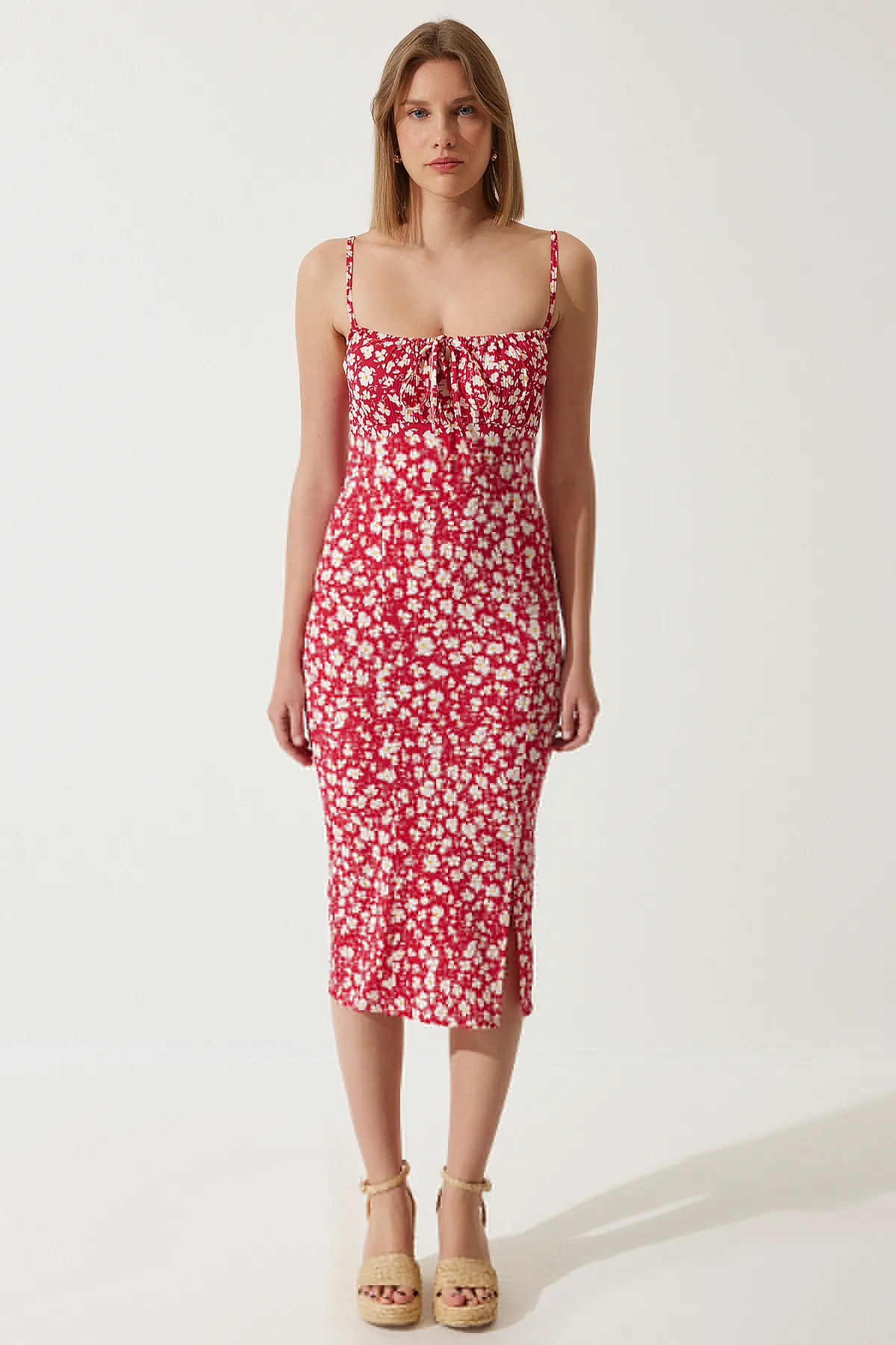 Happiness İstanbul  Damen-Sommerstrickkleid mit Schlitz in Dunkelrosa und Blumenmuster CI00029