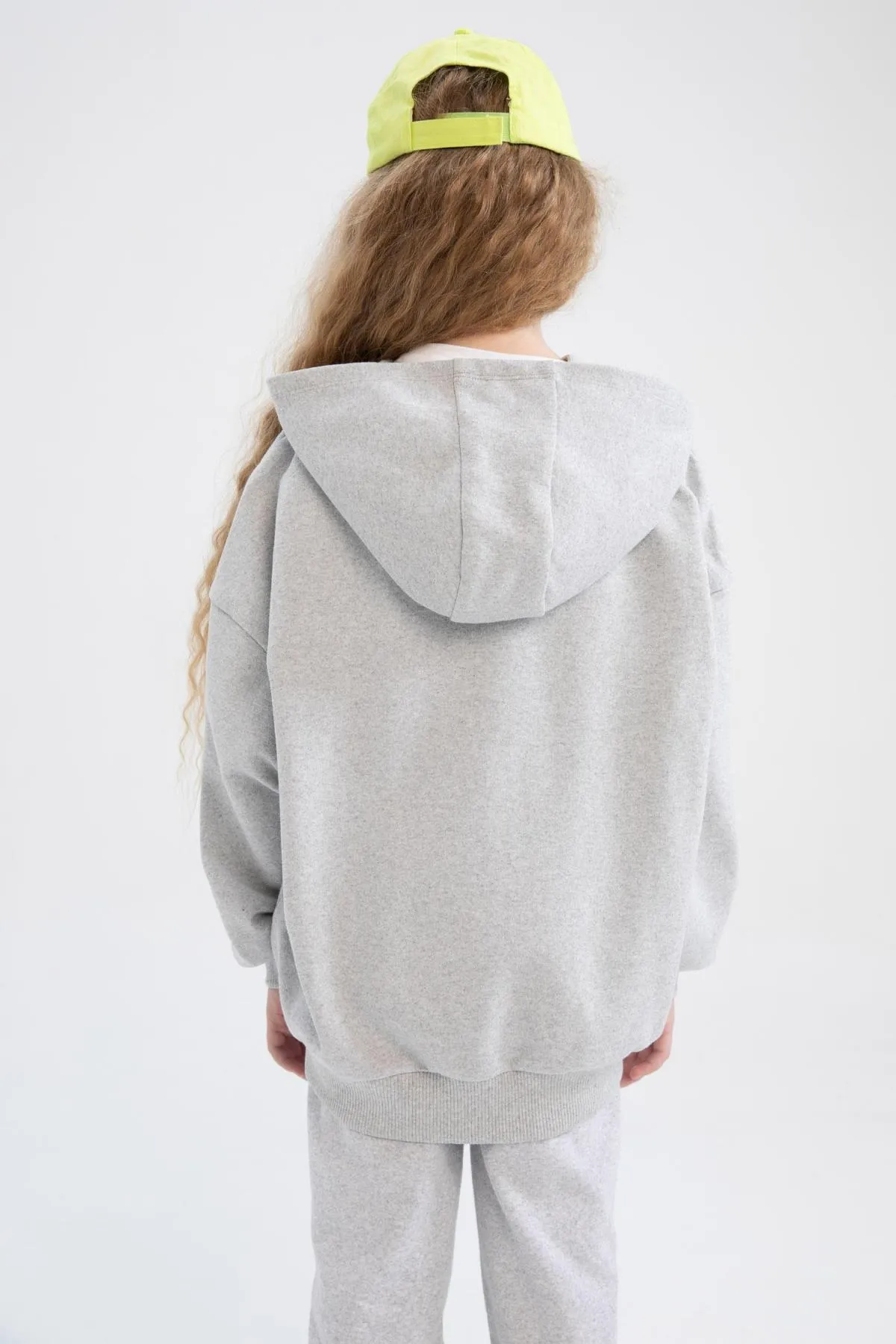 DeFacto  Bedrucktes Kapuzensweatshirt mit Oversize-Passform für Mädchen Z7848a623sp