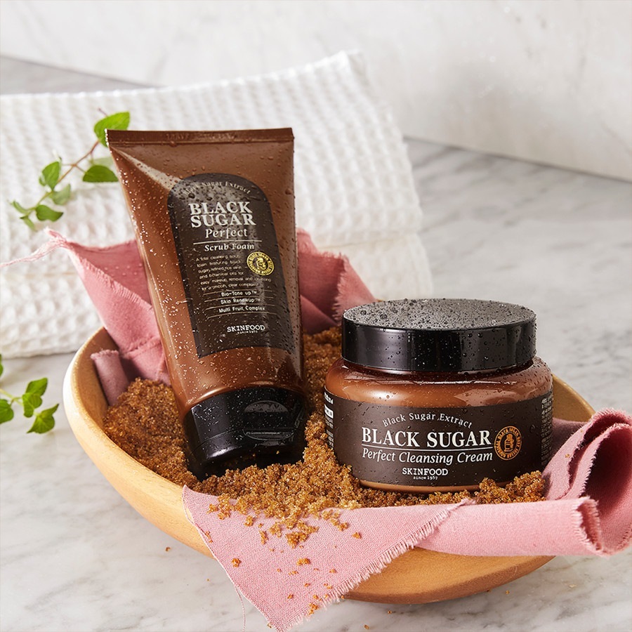 Black Sugar Perfect Scrub Foam