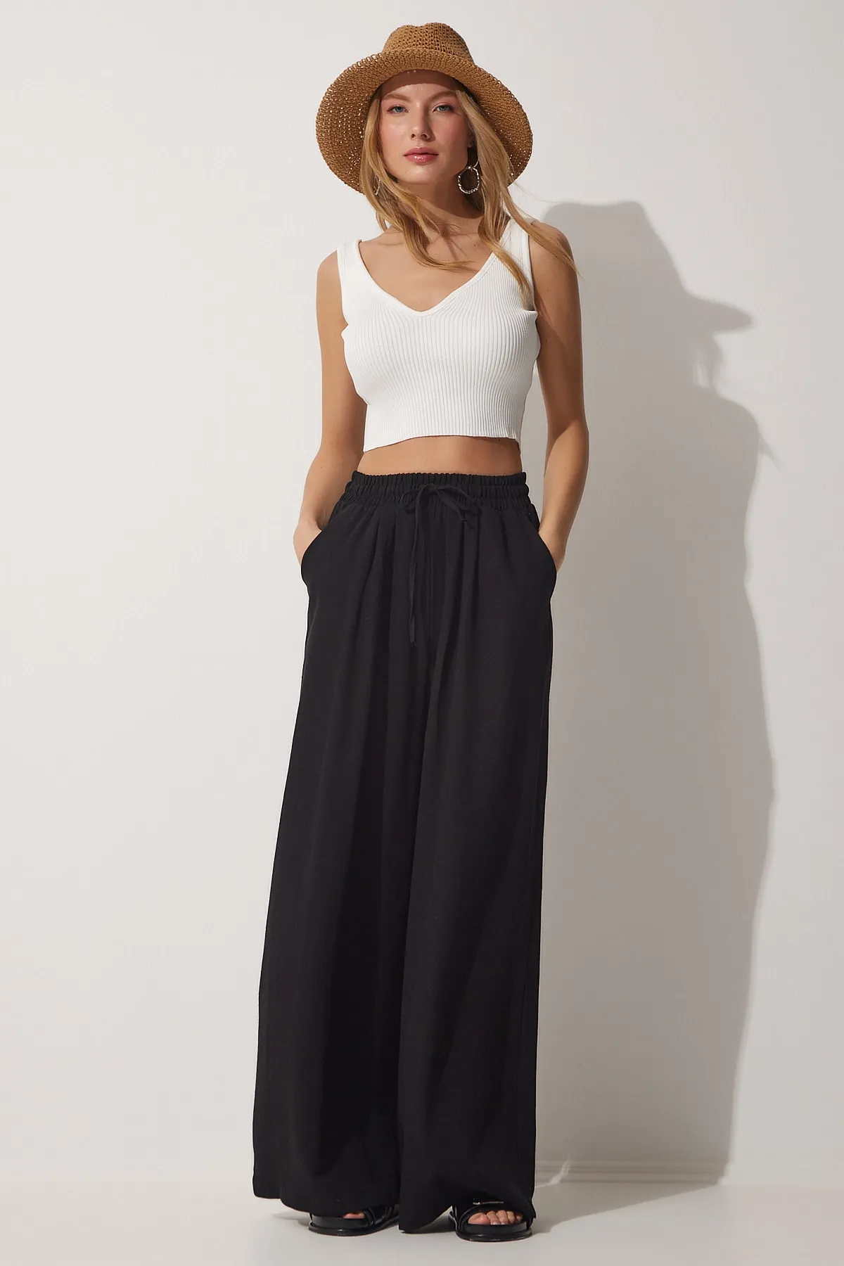 Happiness İstanbul  Lose Leinenhose