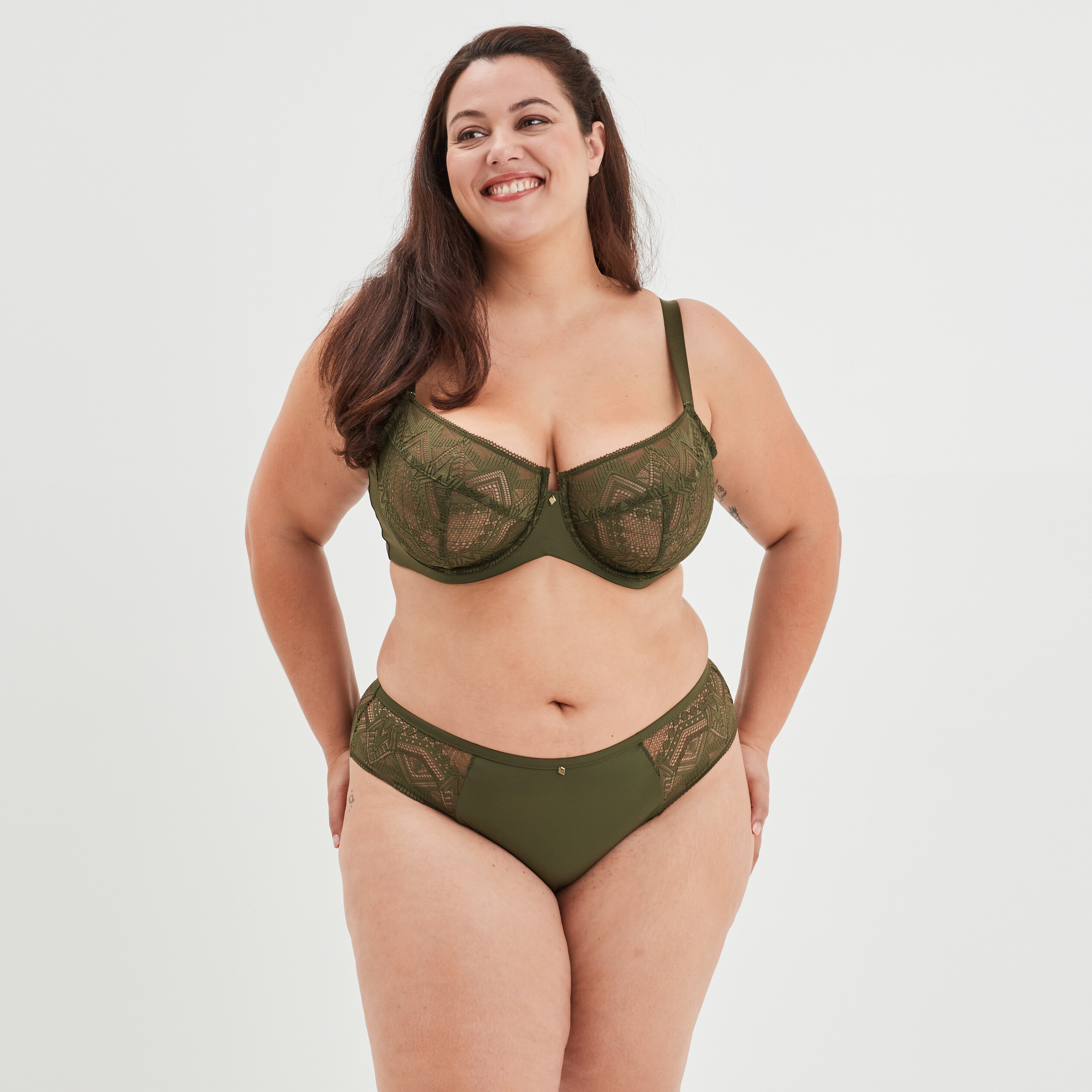 Culotte avec dentelle Ivory vert kaki femme grande taille | La Halle