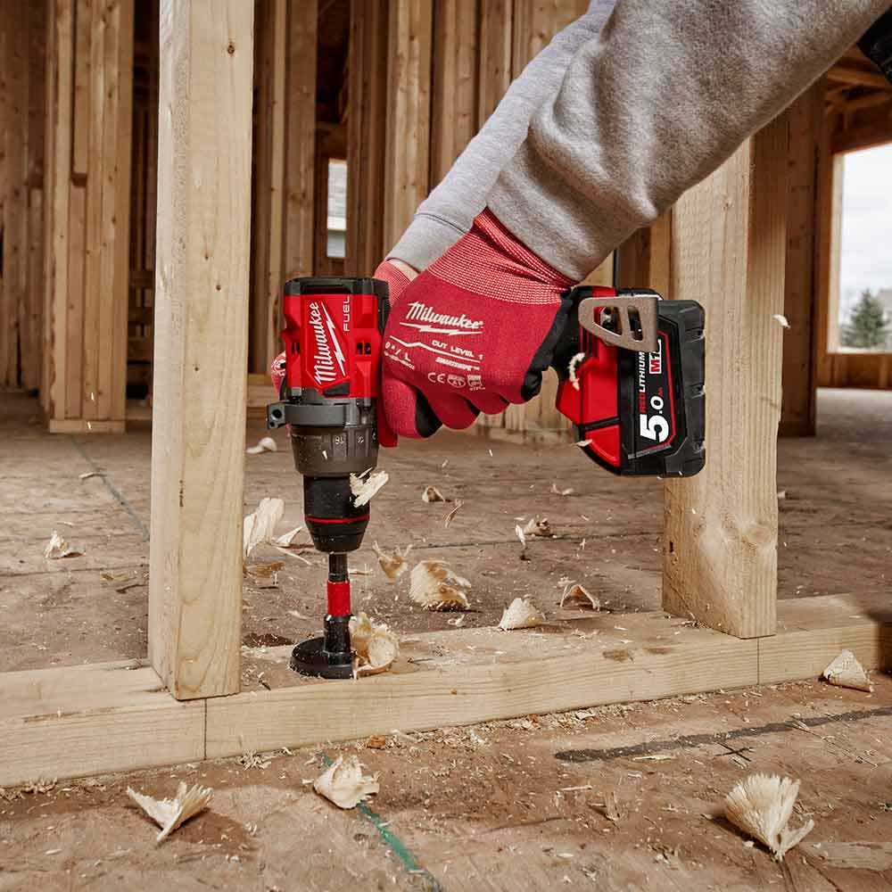 Furadeira/Parafusadeira MILWAUKEE FUEL™ 18V de 13mm com Adaptador M18FDD30