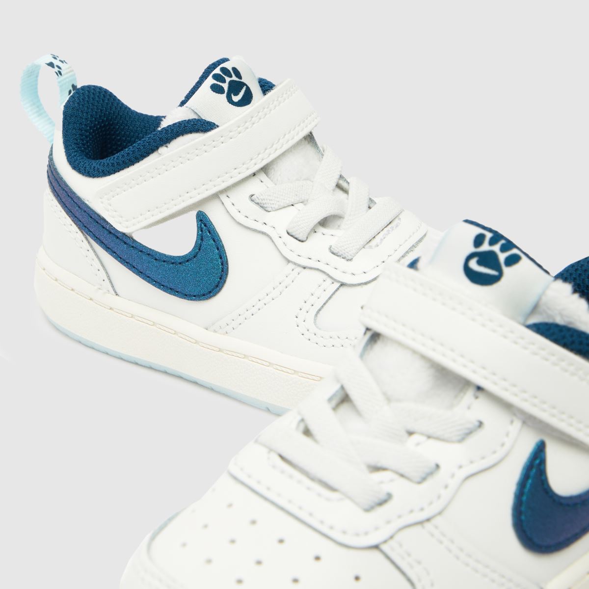 Nike vita & blå Court Borough Low 2 pojkar småbarnsskor