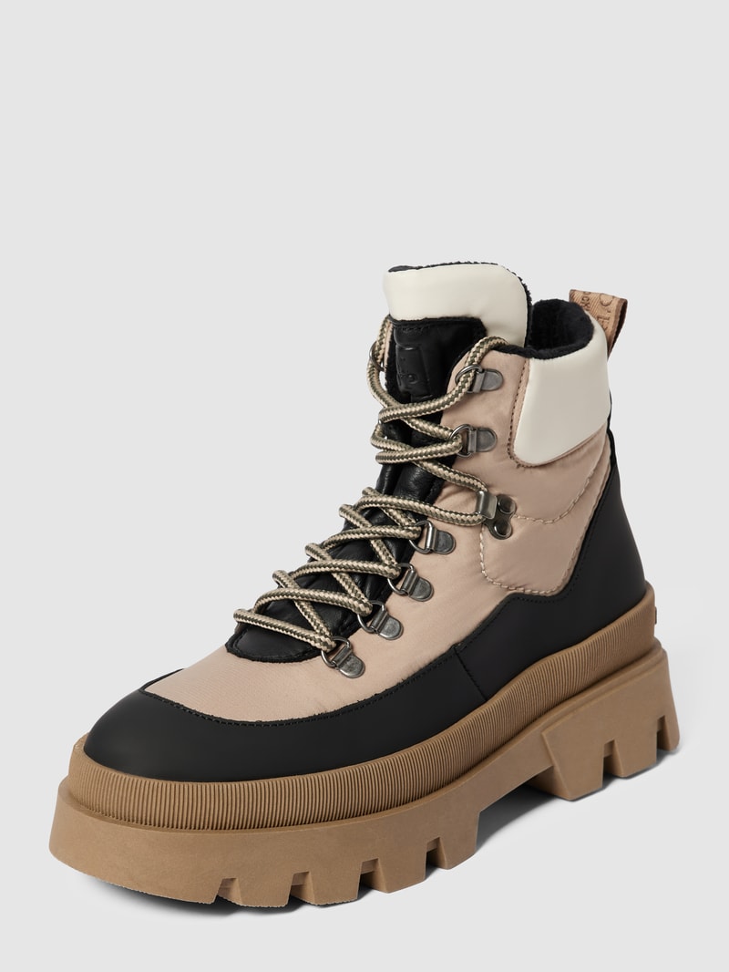 Schnürboots mit Label-Details in schwarz