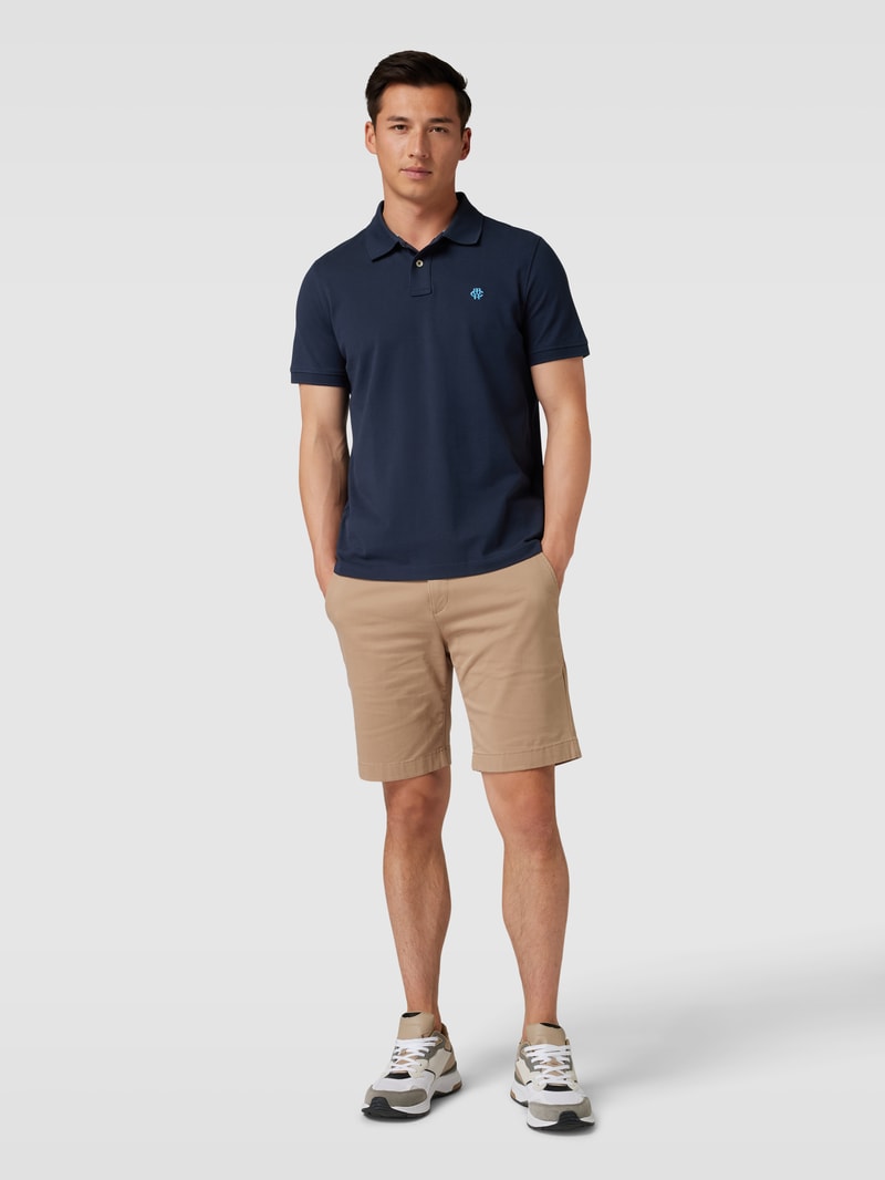 Poloshirt mit Label-Stitching in dunkelblau