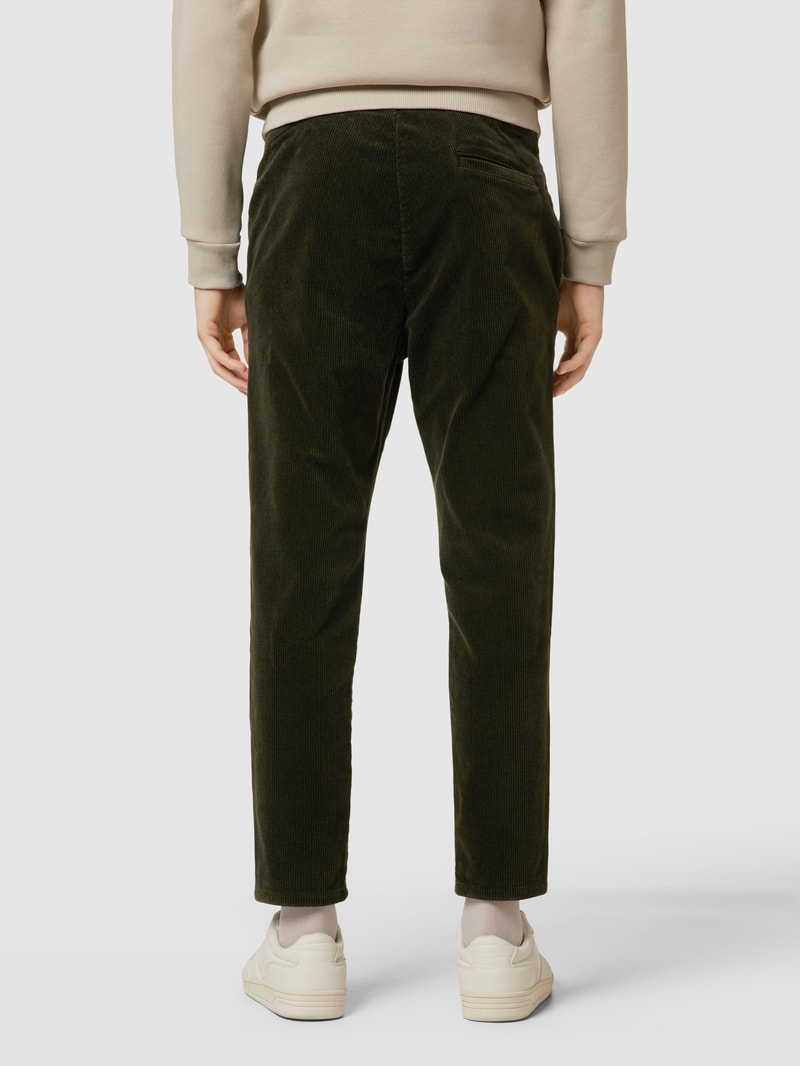 Cordhose mit Label-Detail Modell 'LINUS' in olivgrün