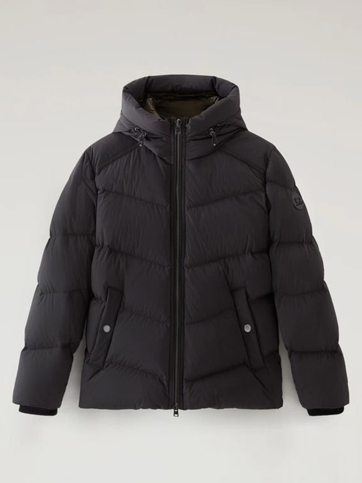Woolrich Daunenjacke in Schwarz günstig kaufen