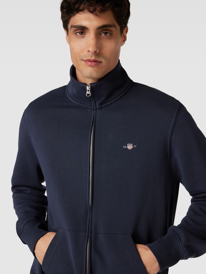 Regular Fit Sweatjacke mit Label-Stitching in marineblau